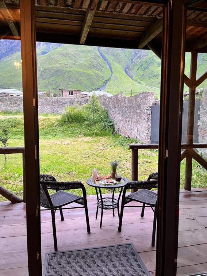 Inn Harmony Kazbegi Exterior foto