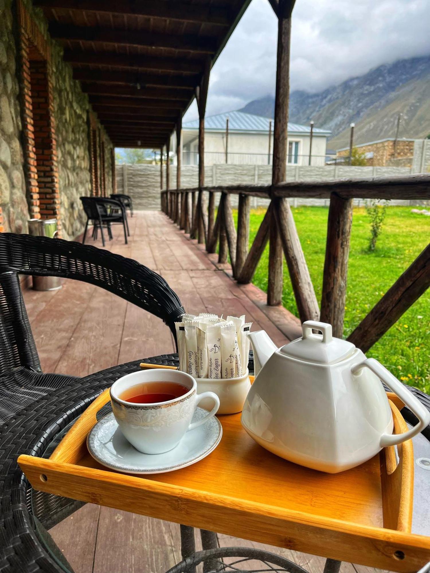 Inn Harmony Kazbegi Exterior foto